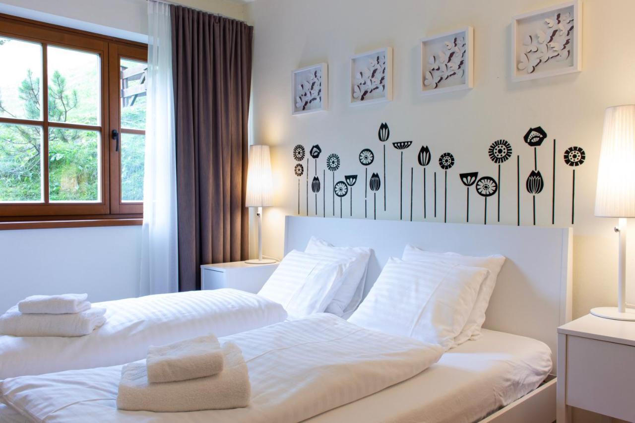 Ski In/Ski Out 2-Bedroom Free Parking Bach  Exterior photo
